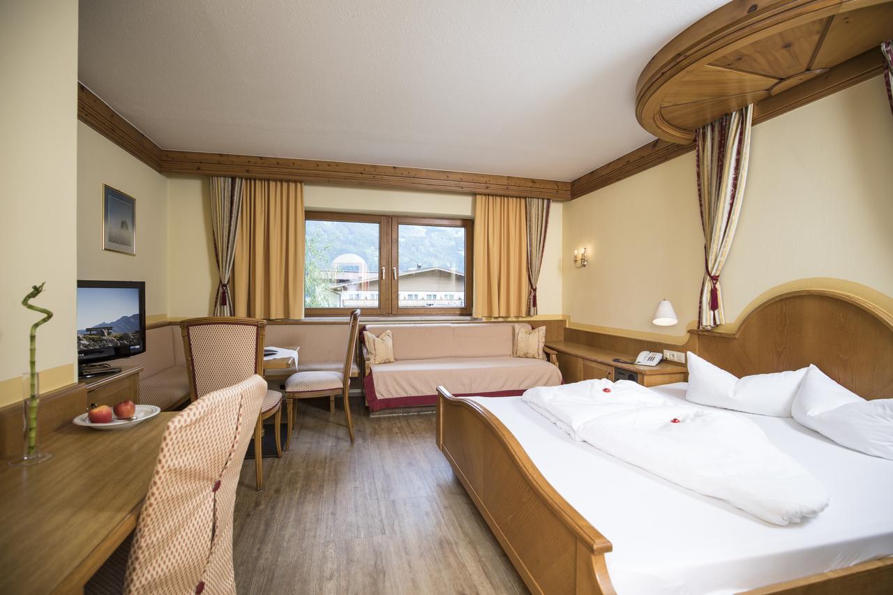 Hotel Magdalena Im Zillertal - Urlaub Mit Hund リート・イム・ツィラータール エクステリア 写真