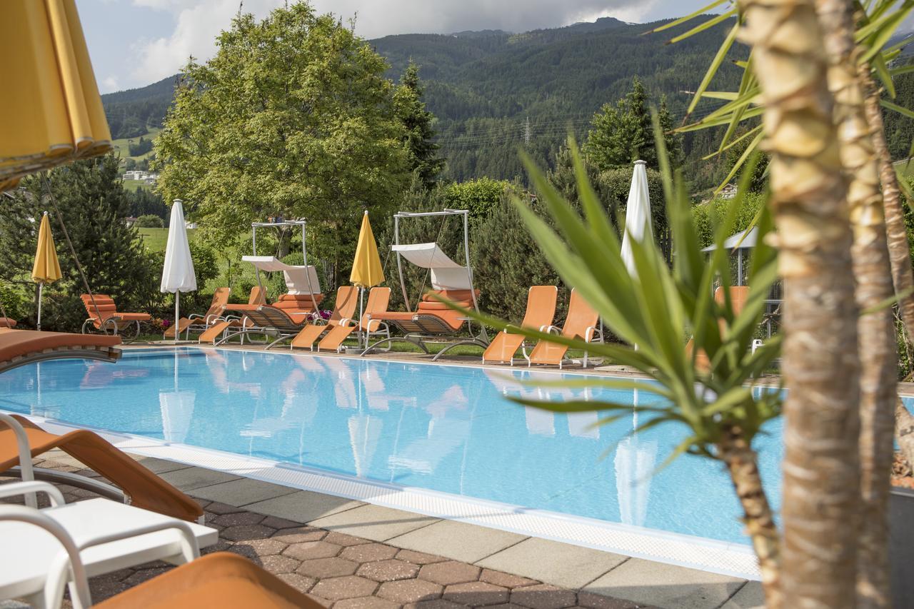 Hotel Magdalena Im Zillertal - Urlaub Mit Hund リート・イム・ツィラータール エクステリア 写真