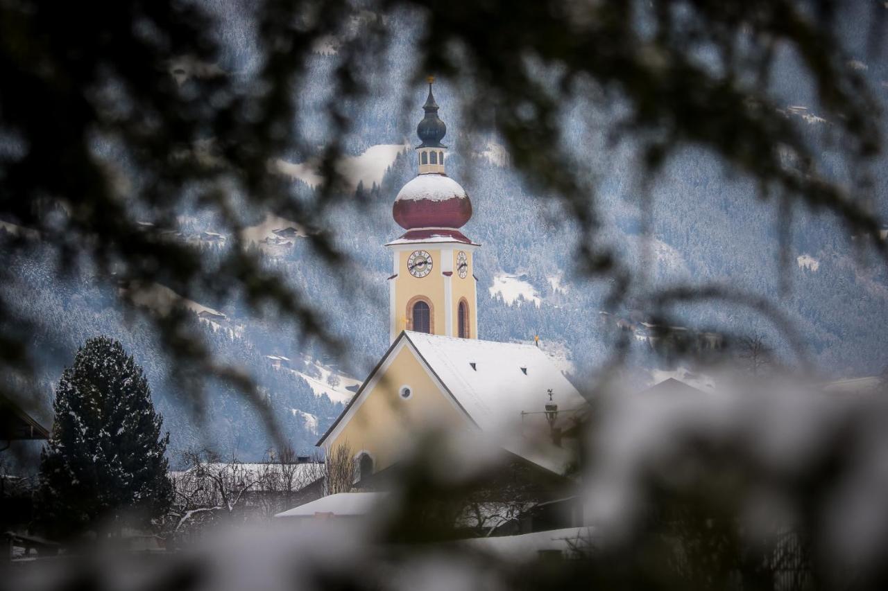 Hotel Magdalena Im Zillertal - Urlaub Mit Hund リート・イム・ツィラータール エクステリア 写真