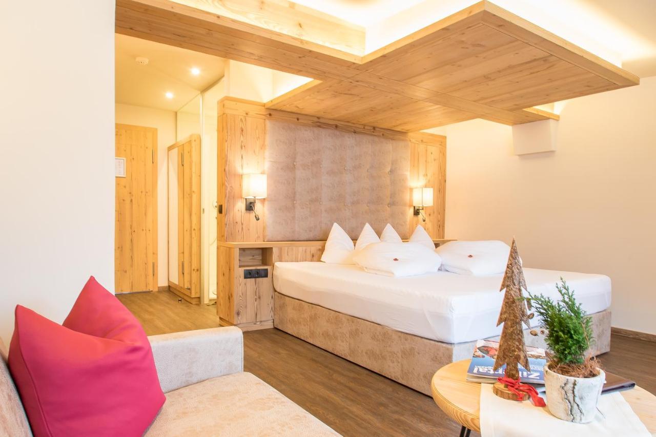 Hotel Magdalena Im Zillertal - Urlaub Mit Hund リート・イム・ツィラータール エクステリア 写真