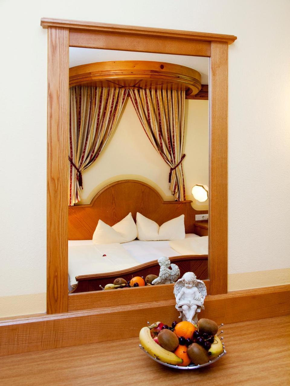Hotel Magdalena Im Zillertal - Urlaub Mit Hund リート・イム・ツィラータール エクステリア 写真